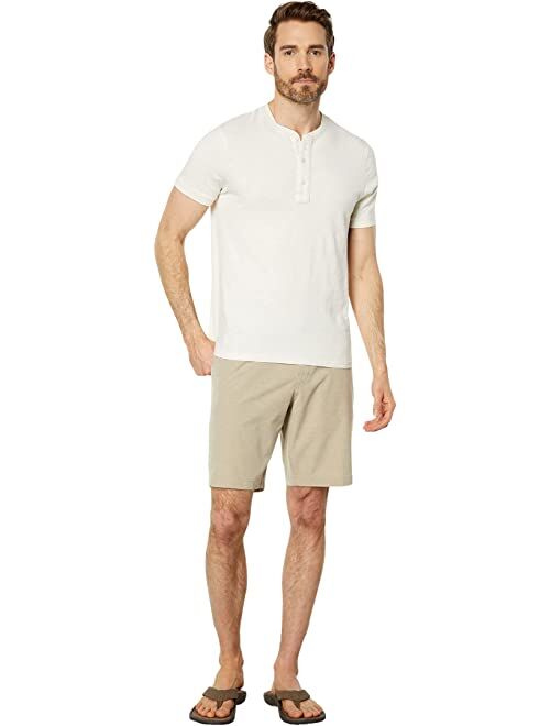 RVCA Men's Balance 20" Hybrid Short