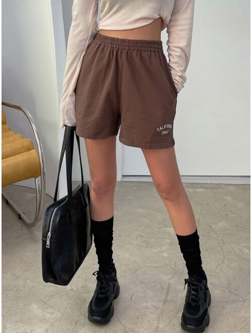 DAZY Letter Graphic Elastic Waist Shorts