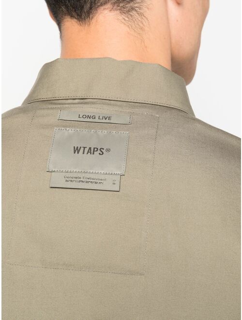 WTAPS Buds logo-patch poplin shirt