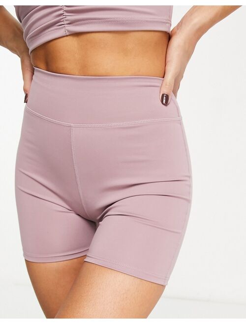 South Beach shorts in violet