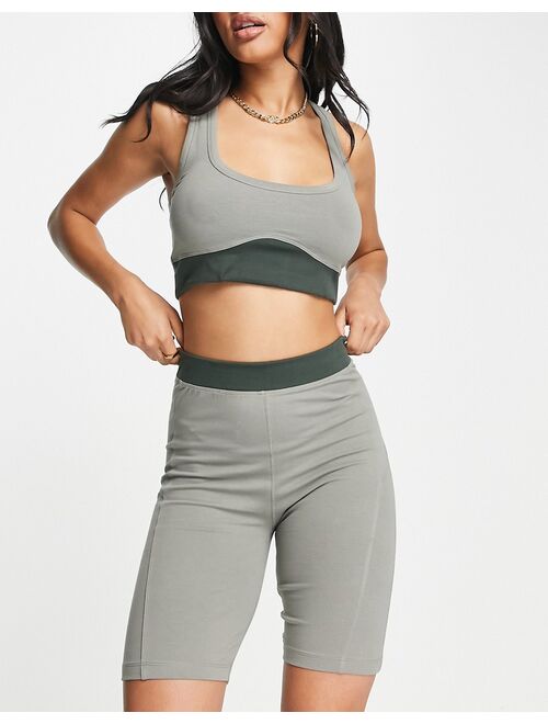 HIIT legging short with contour seam in khaki