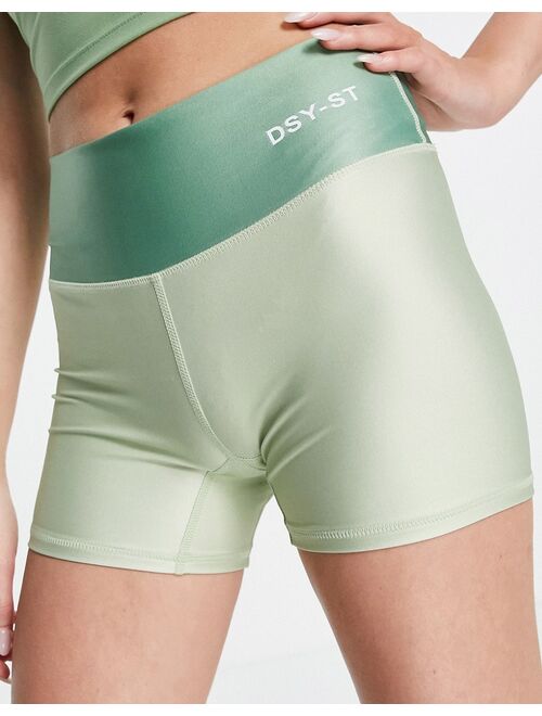 Daisy Street Active two tone legging shorts in sage green