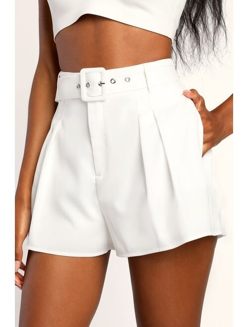 Lulus Suit and Score Ivory Pleated Belted Shorts