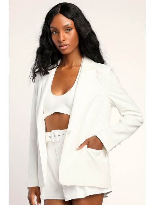 Lulus Suit and Score Ivory Pleated Belted Shorts