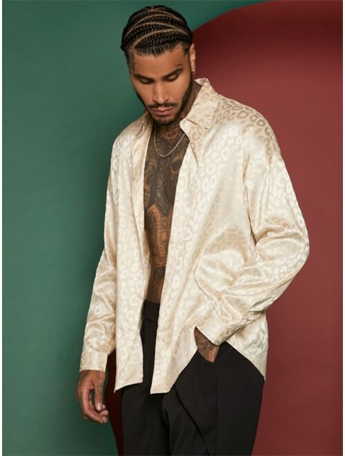 Men Leopard Jacquard Drop Shoulder Shirt