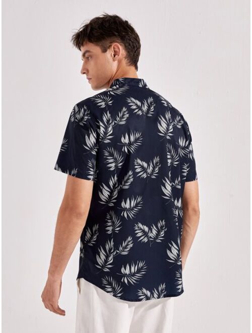 SHEIN Men Tropical Print Shirt