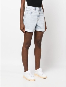 12 STOREEZ light-wash denim shorts