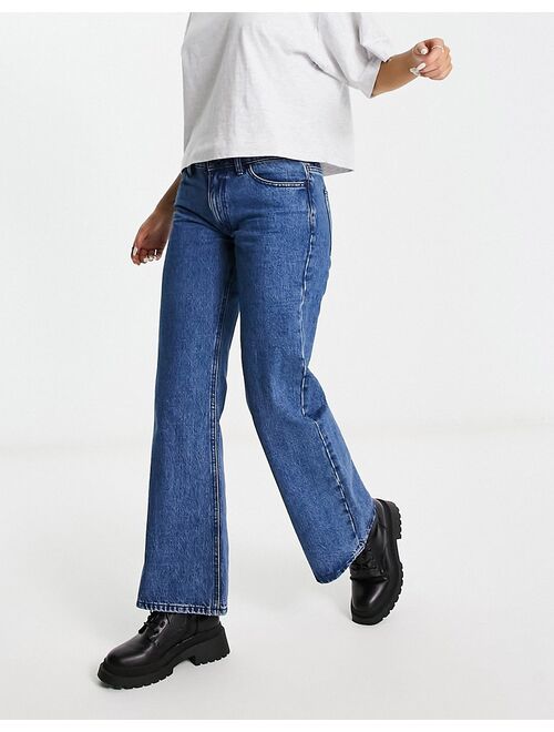 Waven low waist wide leg jeans in washed indigo