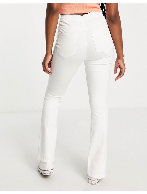 New Look skinny flare jean in white