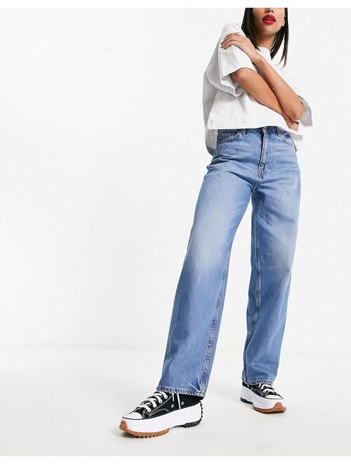 Weekday Rail mid rise baggy fit jeans in seventeen blue wash