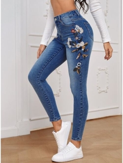 Floral Embroidery Skinny Jeans