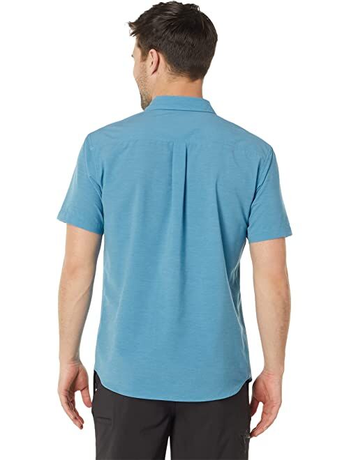 O'Neill Trlvr UPF Traverse Solid Standard Short Sleeve Shirt