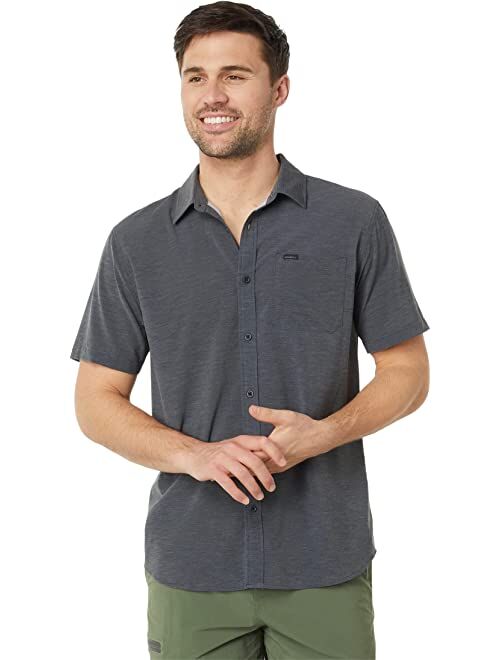 O'Neill Trlvr UPF Traverse Solid Standard Short Sleeve Shirt