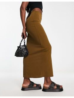 slinky column maxi skirt in brown