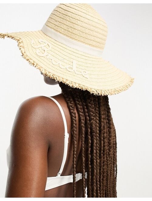 South Beach wide brim hat with bride embroidery in cream