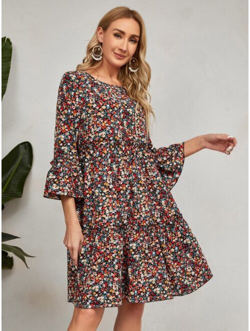 EMERY ROSE Ditsy Floral Print Flounce Sleeve Ruffle Hem Smock Dress