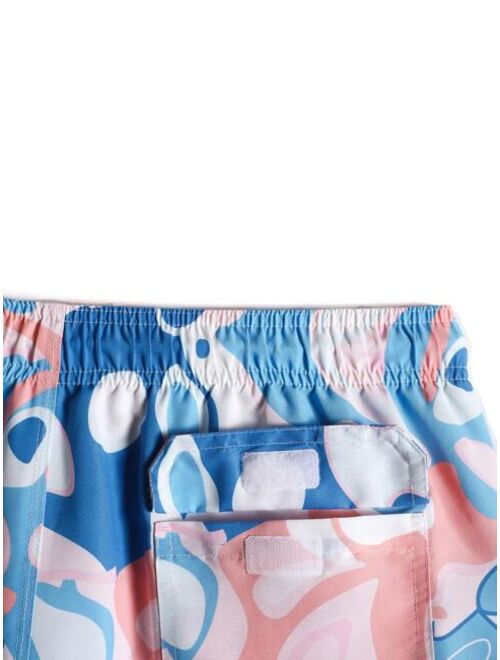 Men Allover Print Letter Patched Drawstring Waist Swim Trunks