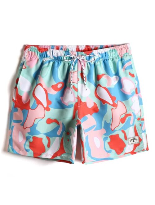 Men Allover Print Letter Patched Drawstring Waist Swim Trunks