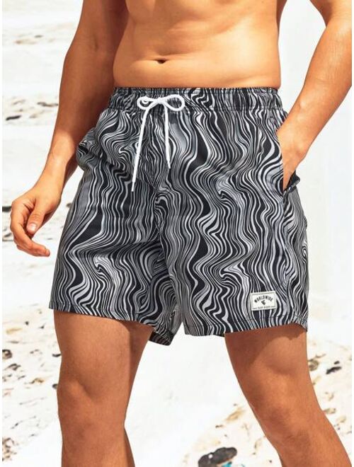 SHEIN X Hangout Fest Men Wave Striped Patched Detail Drawstring Waist Swim Trunks