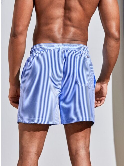 Men Striped Print Drawstring Waist Swim Trunks