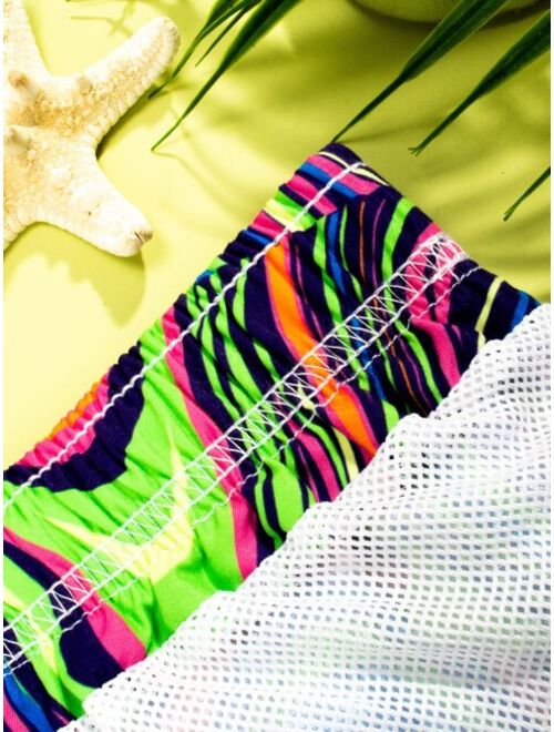 Men Allover Print Drawstring Waist Swim Trunks