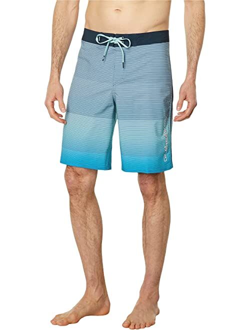 Quiksilver Surfsilk Massive 20" Boardshorts