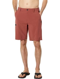 Boardwalk Global Entry 20" Hybrid Shorts