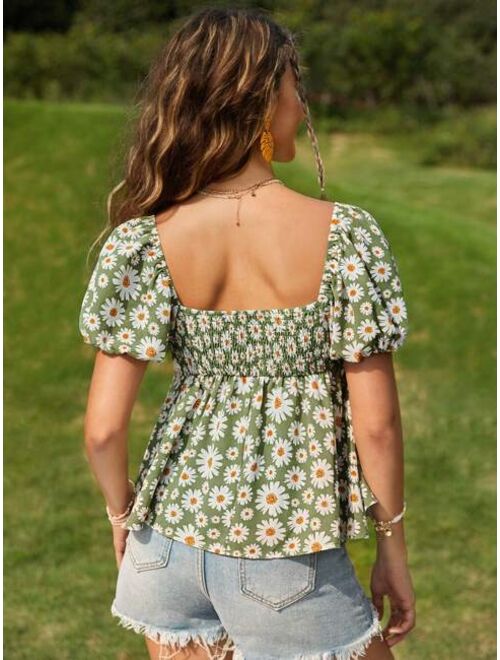 SHEIN VCAY Allover Floral Print Sweetheart Neck Puff Sleeve Peplum Blouse