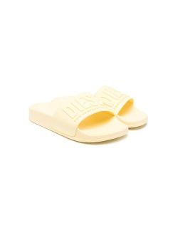 Kids embossed-logo slides