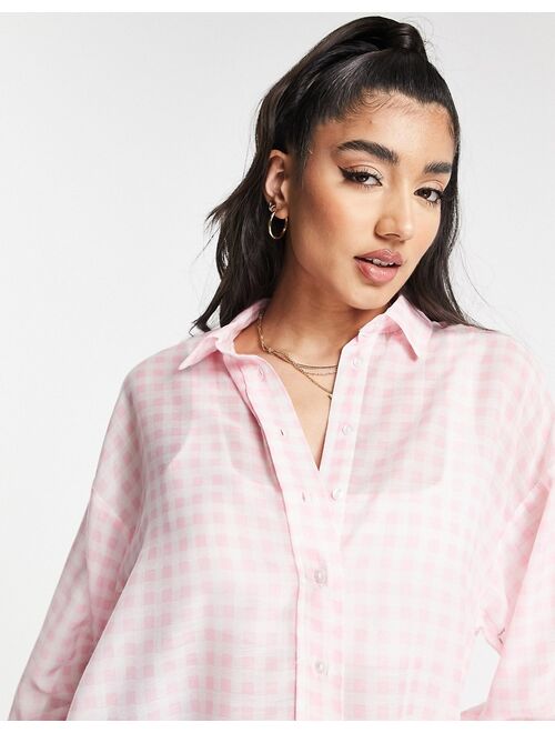 New Look oversized long sleeve shirt in pink gingham