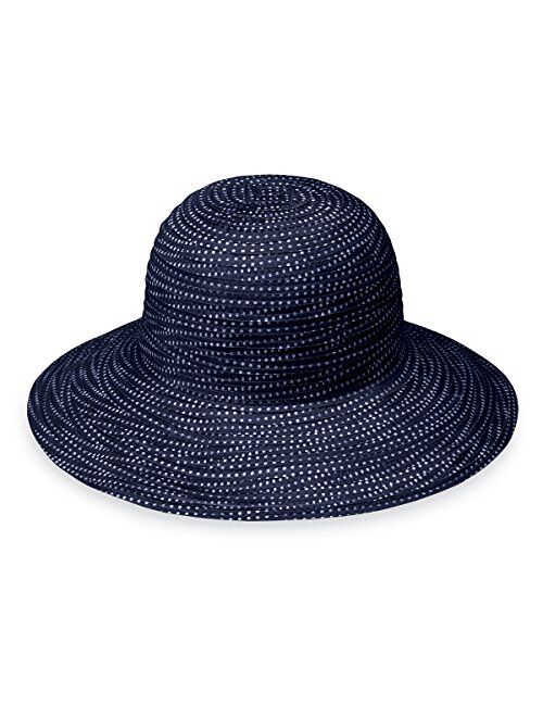 Wallaroo Hat Company Womens Petite Scrunchie Sun Hat UPF 50+, Packable for Every Day, Designed in Australia.