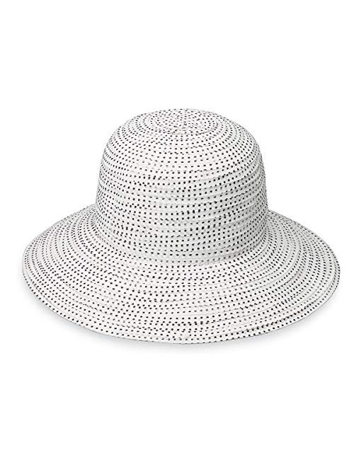 Wallaroo Hat Company Womens Petite Scrunchie Sun Hat UPF 50+, Packable for Every Day, Designed in Australia.