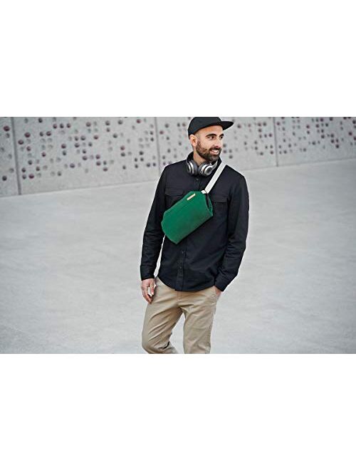 Bellroy Sling Bag (Crossbody Bag For Men, Women, 7L) - Melbourne Black