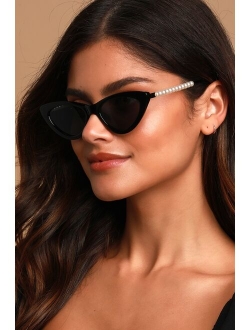 Pep Talk White Mini Cat-Eye Pearl Sunglasses