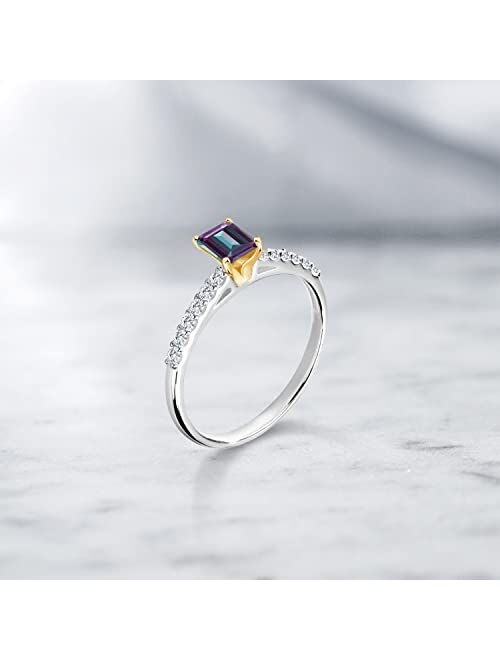 Gem Stone King 925 Sterling Silver Ring with 10K Yellow Gold Prongs Emerald Cut Purplish Created Alexandrite and Moissanite (0.83 Cttw)