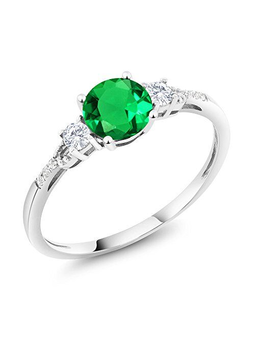 Gem Stone King 10K White Gold Simulated Emerald White Created Sapphire and Diamond Accent 3 Stone Women Engagement Ring (0.92 Cttw, Available In Size 5,6,7,8,9)