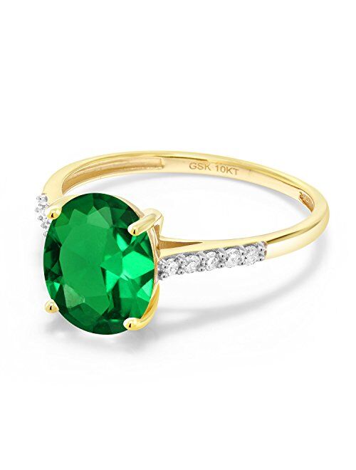 Gem Stone King 10K Yellow Gold Green Simulated Emerald and White Diamond Engagement Ring For Women (2.32 Cttw, Available in size 5, 6, 7, 8, 9)