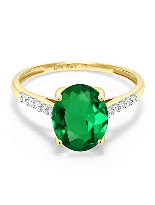 Gem Stone King 10K Yellow Gold Green Simulated Emerald and White Diamond Engagement Ring For Women (2.32 Cttw, Available in size 5, 6, 7, 8, 9)