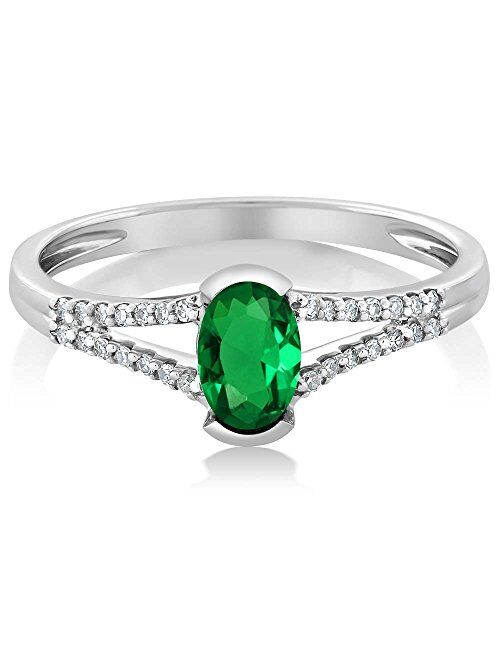 Gem Stone King 10K White Gold Women's Oval Simulated Emerald Diamond Ring (Available 5,6,7,8,9)