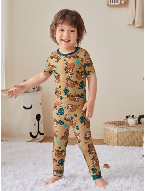 Shein Toddler Boys Sloth Print Contrast Trim Snug Fit PJ Set