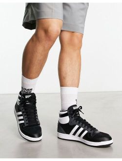 Top Ten RB sneakers in black/white