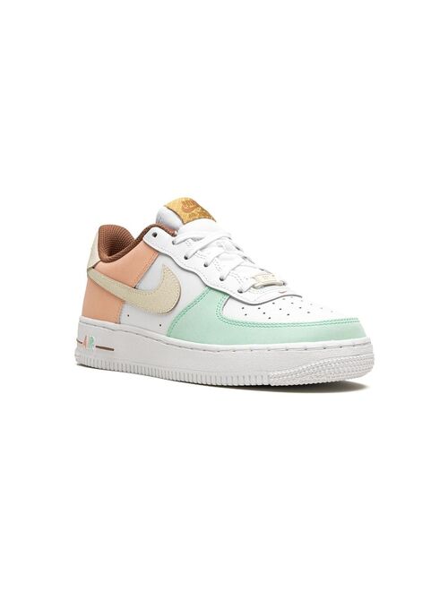 Nike Kids Air Force 1 LV8 low-top sneakers