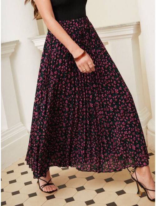 SHEIN Frenchy Ditsy Floral Print Pleated Skirt