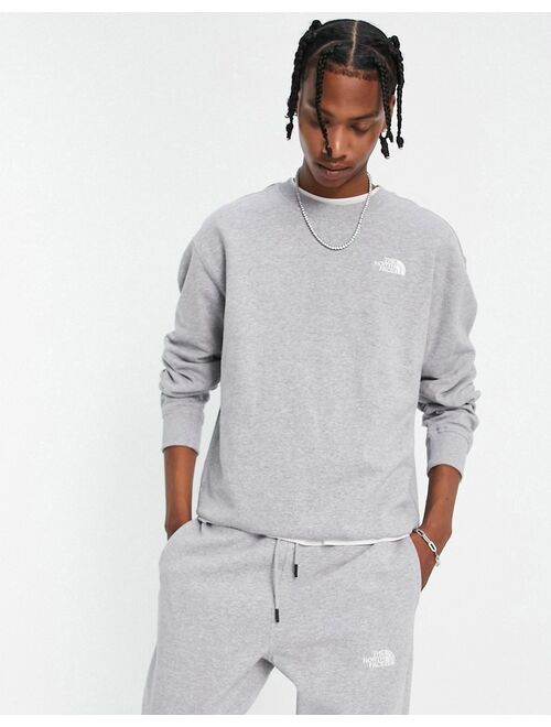 The North Face Essentials sweatshirt in light gray - Exclusive at ASOS