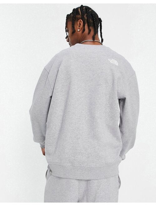 The North Face Essentials sweatshirt in light gray - Exclusive at ASOS