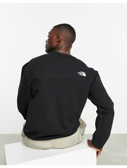 The North Face Tech crew neck sweat in black