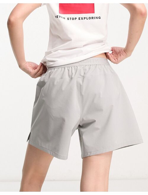 The North Face Wander shorts in gray