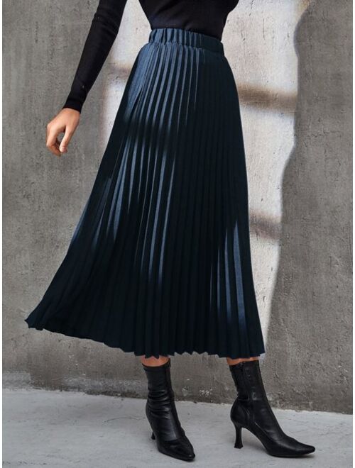 SHEIN Modely Solid Elastic Waist Pleated Skirt