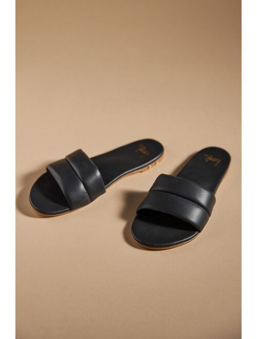 beek Sugarbird Sandals