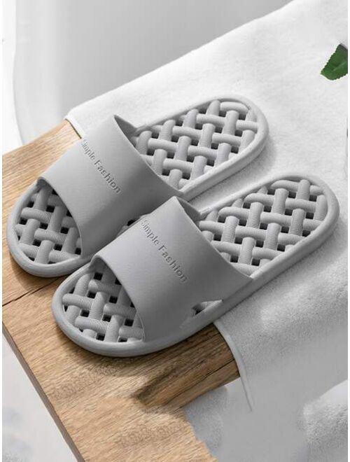 Men Letter Embossed Bathroom Slippers